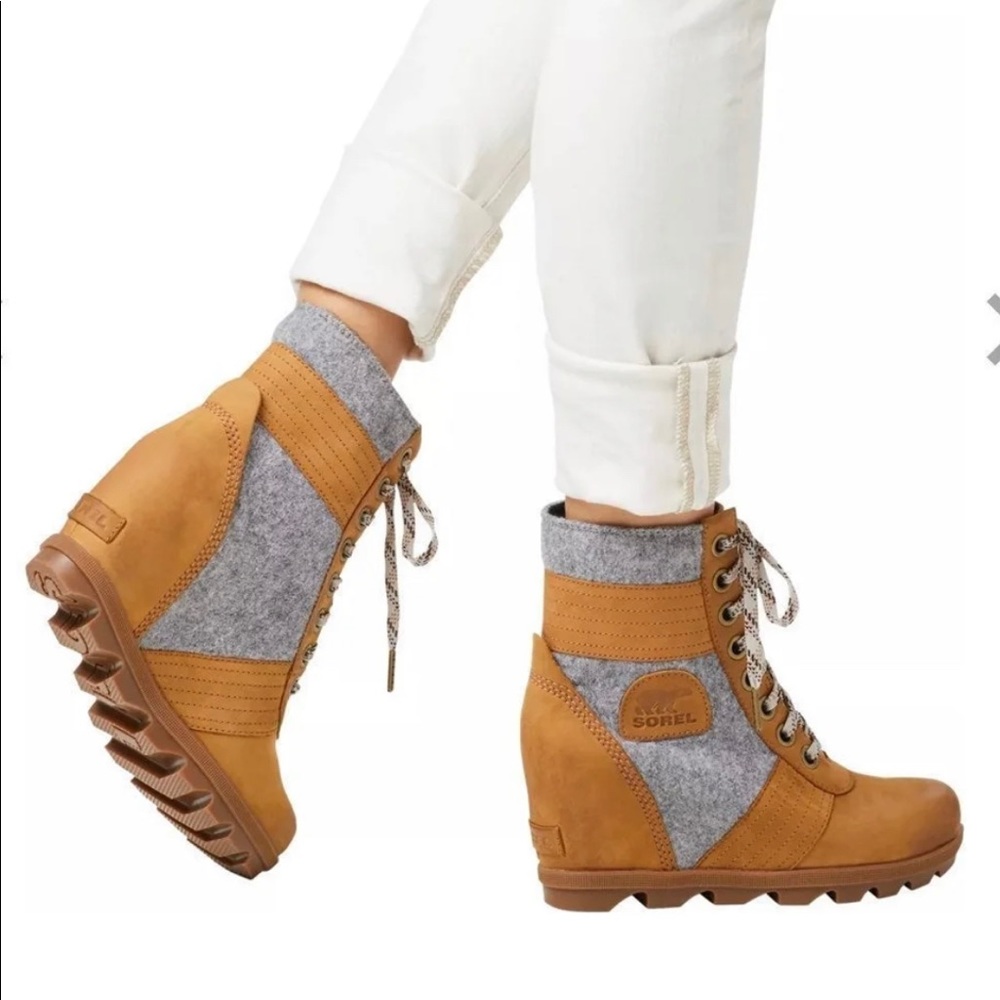 SOREL WOMEN’S LEXIE WEDGE FELT CASUAL Boot Size: